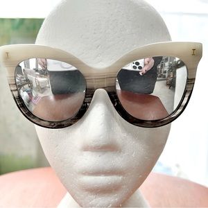 Illesteva Holly Chunky Cat Handmade Italian Sunglasses
